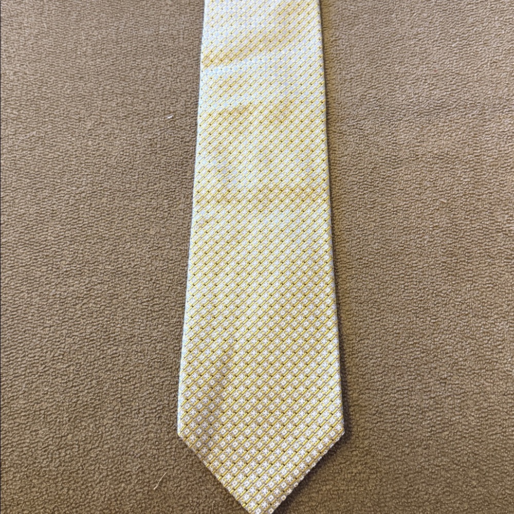 BROOKS BROTHERS 346 Silk Gold Blue Necktie Tie (TD)